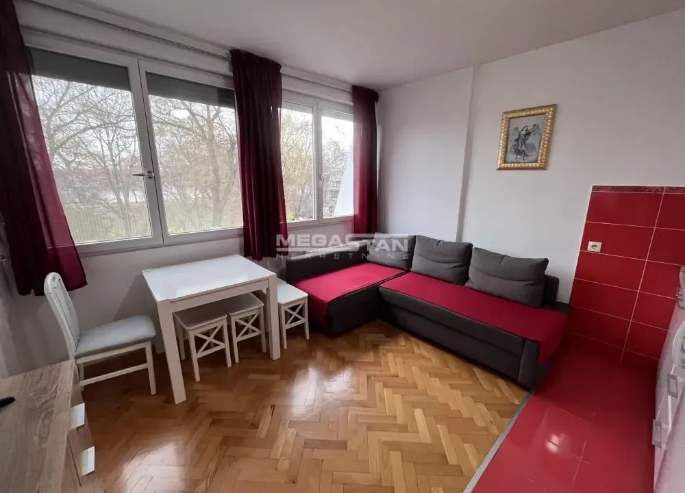 Prodaja, dvosoban stan, 40m², Novi Beograd Sve Podlokacije, Beograd