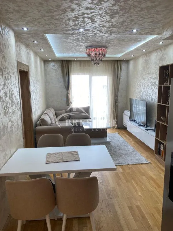 Rent, two bedroom apartment, 70m², Stari Aerodrom, Podgorica