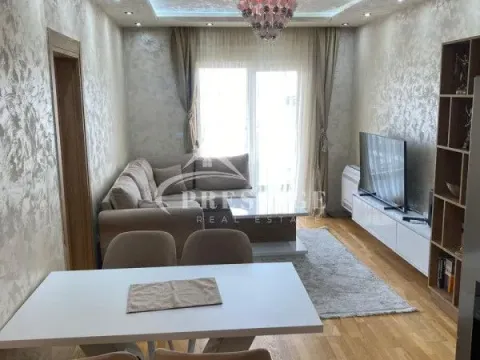 Izdavanje, dvosoban stan, 70m², Stari Aerodrom, Podgorica - image 5