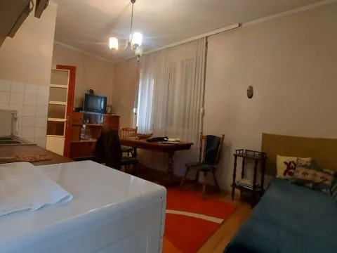 Prodaja, dvosoban stan, 58m², Centar, Nikšić - image 4