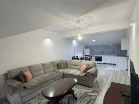 Izdavanje, dvosoban stan, 100m², Donja Gorica, Podgorica - image 2