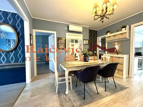 Sale, three bedroom apartment, 80m², Centar, Stara Pazova - image 2