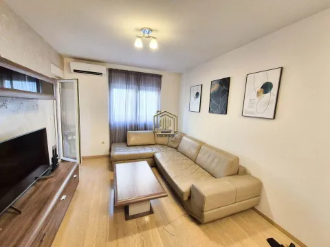 Rent, one bedroom apartment, 50m², City Kvart, Podgorica