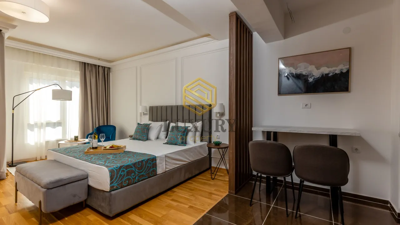 Rent, studio apartment, 30m², Bečići, Budva
