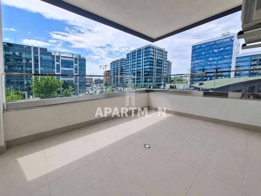 Prodaja, četvorosoban stan, 106m², Novi Beograd Blok 65, Novi Beograd Sve Podlokacije