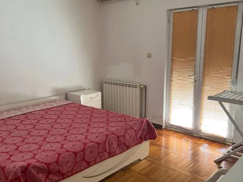 Rent, house, 250m², Tološi, Podgorica - image 7
