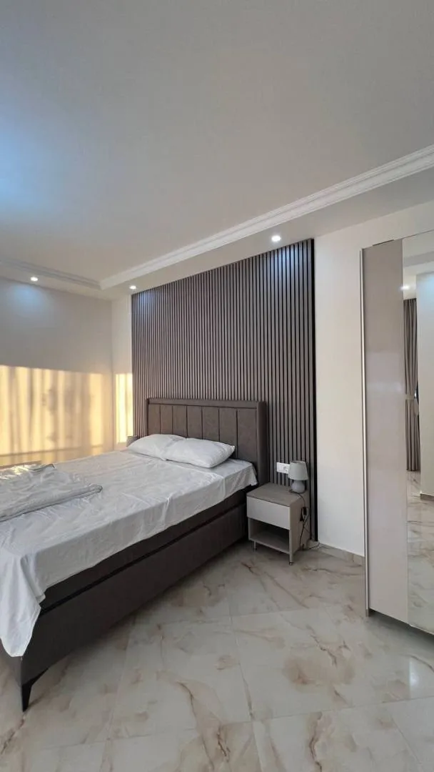 Izdavanje, kuća, 830m², Seljanovo, Tivat