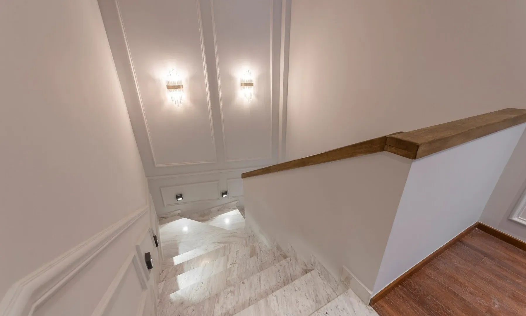 Sale, house, 492m², Mareza, Podgorica