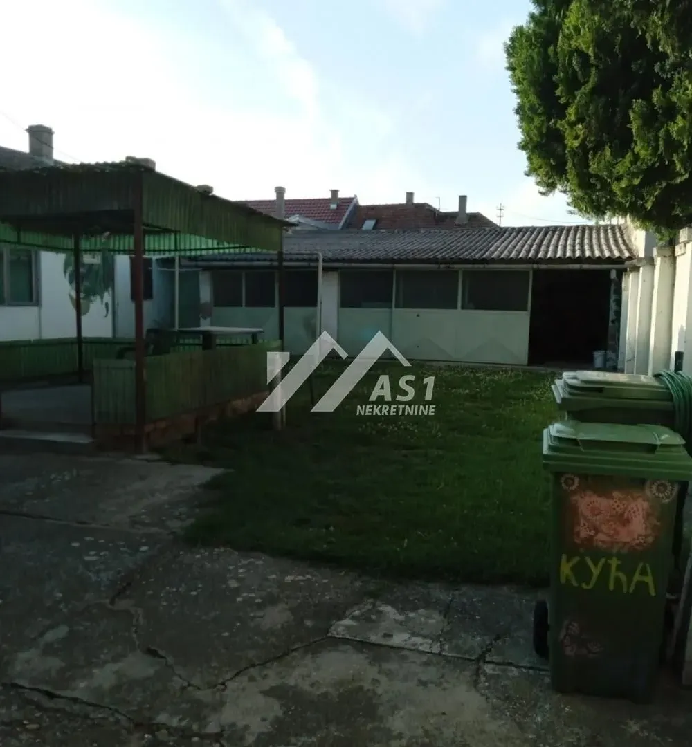 Rent, house, 80m², Salajka, Novi Sad Sve Podlokacije