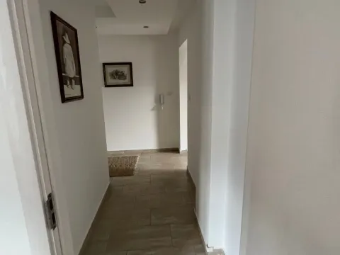 Izdavanje, jednosoban stan, 55m², Kava, Tivat - image 5