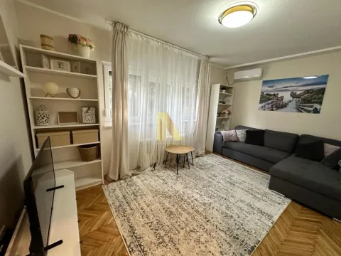 Izdavanje, trosoban stan, 58m², Liman 1, Novi Sad Sve Podlokacije