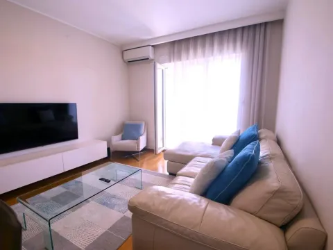 Rent, apartment, 65m², Blok 6, Podgorica