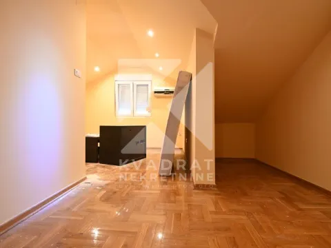 Izdavanje, trosoban stan, 100m², Zagorič, Podgorica - image 5