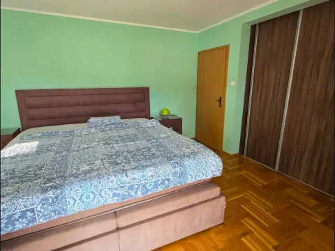 Rent, house, 200m², Zagorič, Podgorica - image 6