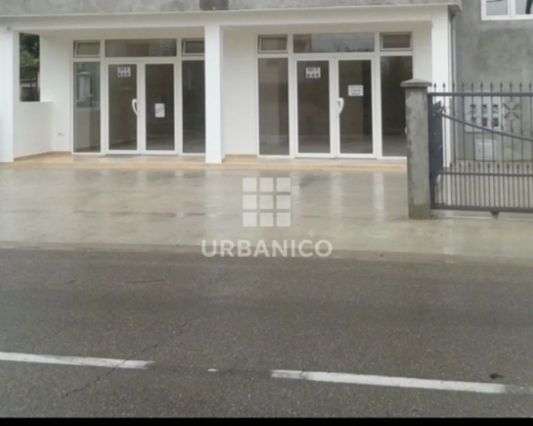 Rent, office space, 100m², Donja Lastva, Tivat