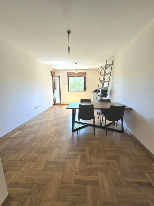 Prodaja, dvosoban stan, 64m², Stari Aerodrom, Podgorica
