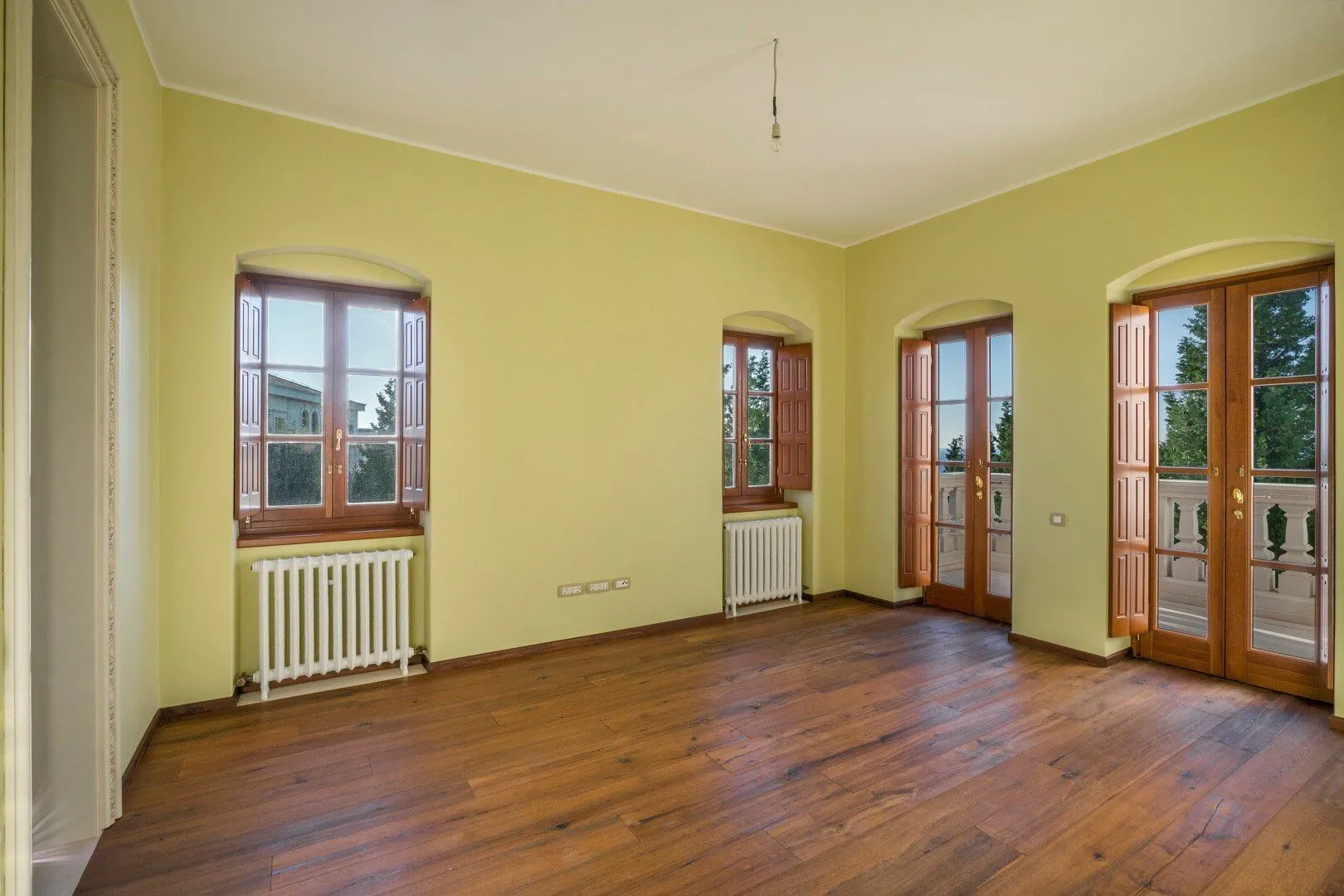 Sale, house, 470m², Reževići, Budva