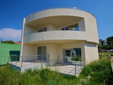 Sale, house, 404m², Utjeha, Bar - image 4
