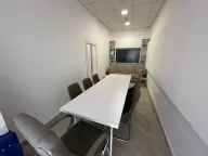 Izdavanje, poslovni prostor, 100m², Stari Aerodrom, Podgorica - image 9