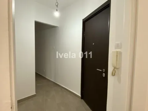 Prodaja, dvosoban stan, 49m², Kalenić Pijaca, Vračar Sve Podlokacije - image 9