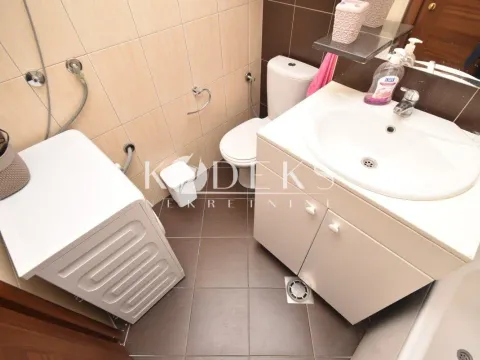 Izdavanje, jednosoban stan, 51m², City Kvart, Podgorica - image 5