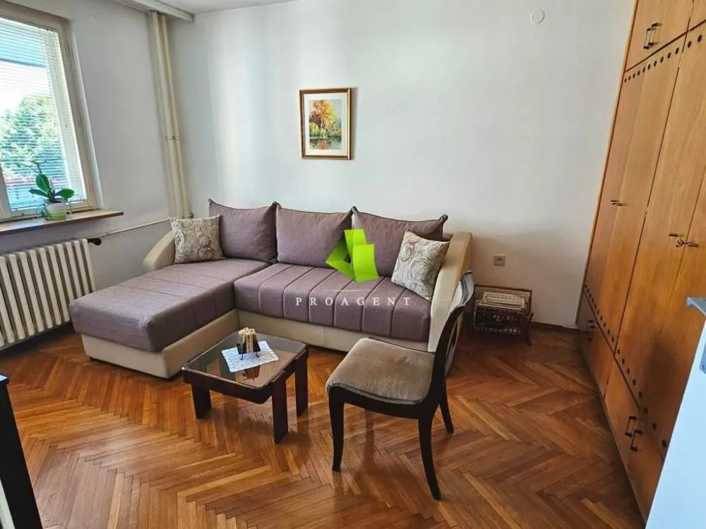 Prodaja, trosoban stan, 75m², Medijana, Niš