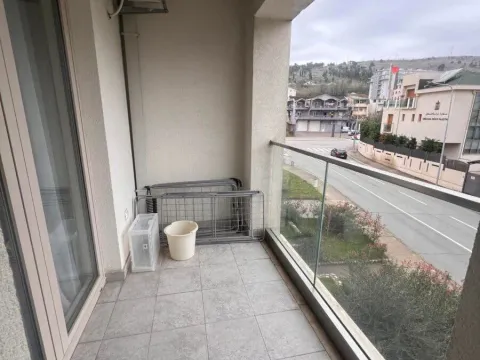 Izdavanje, jednosoban stan, 46m², Momišići, Podgorica - image 9