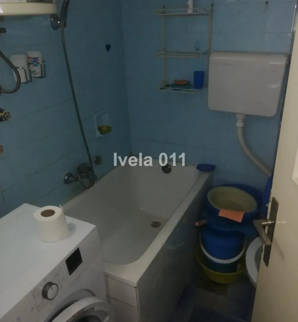 Prodaja, dvosoban stan, 50m², Voždovac Sve Podlokacije, Beograd