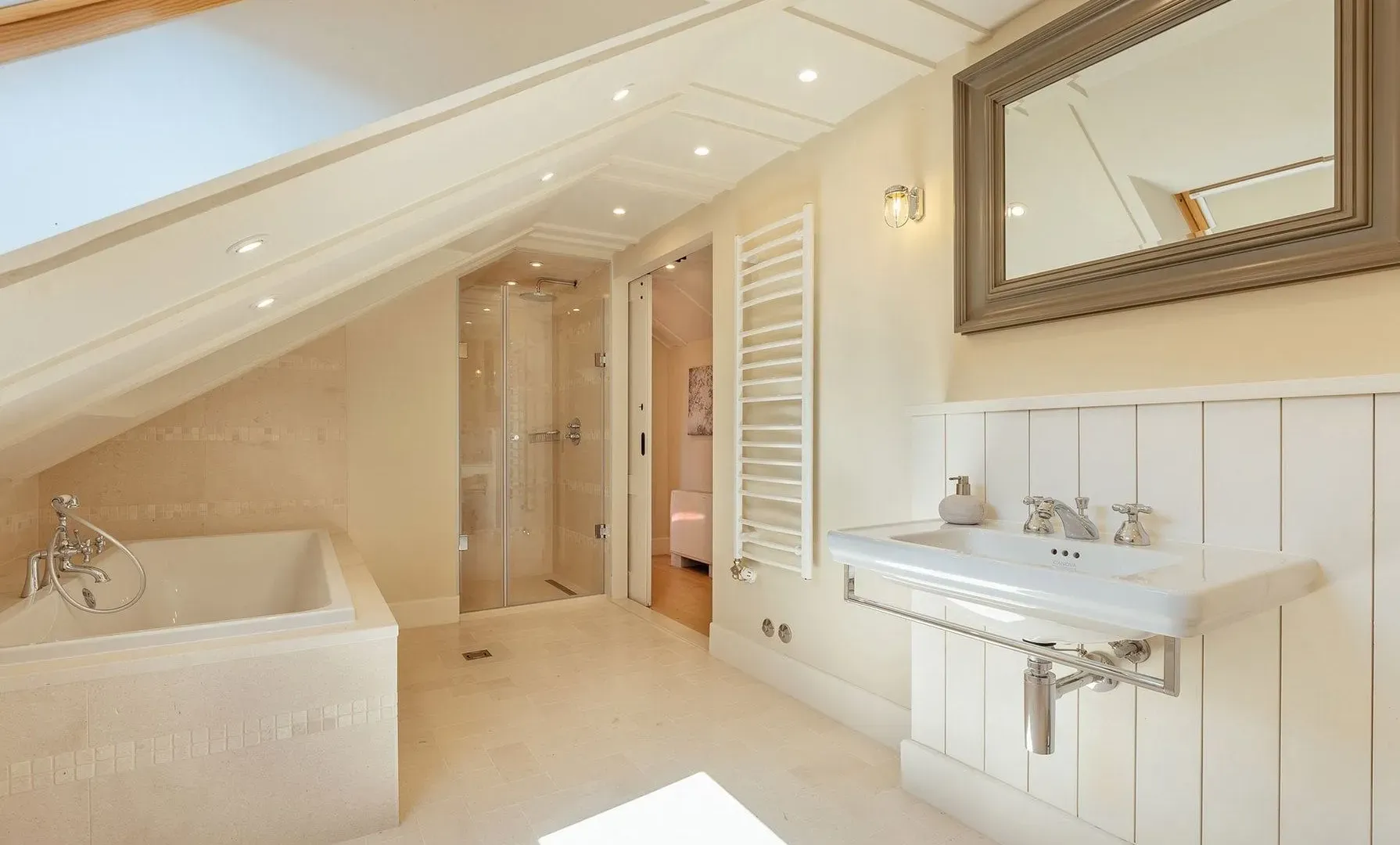 Sale, house, 490m², Dobrota, Kotor