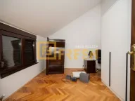 Rent, house, 260m², Gorica C, Podgorica - image 16