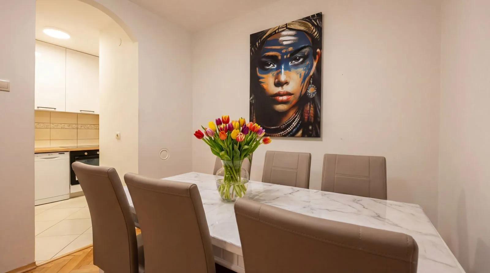 Prodaja, trosoban stan, 80m², Budva, Crna Gora