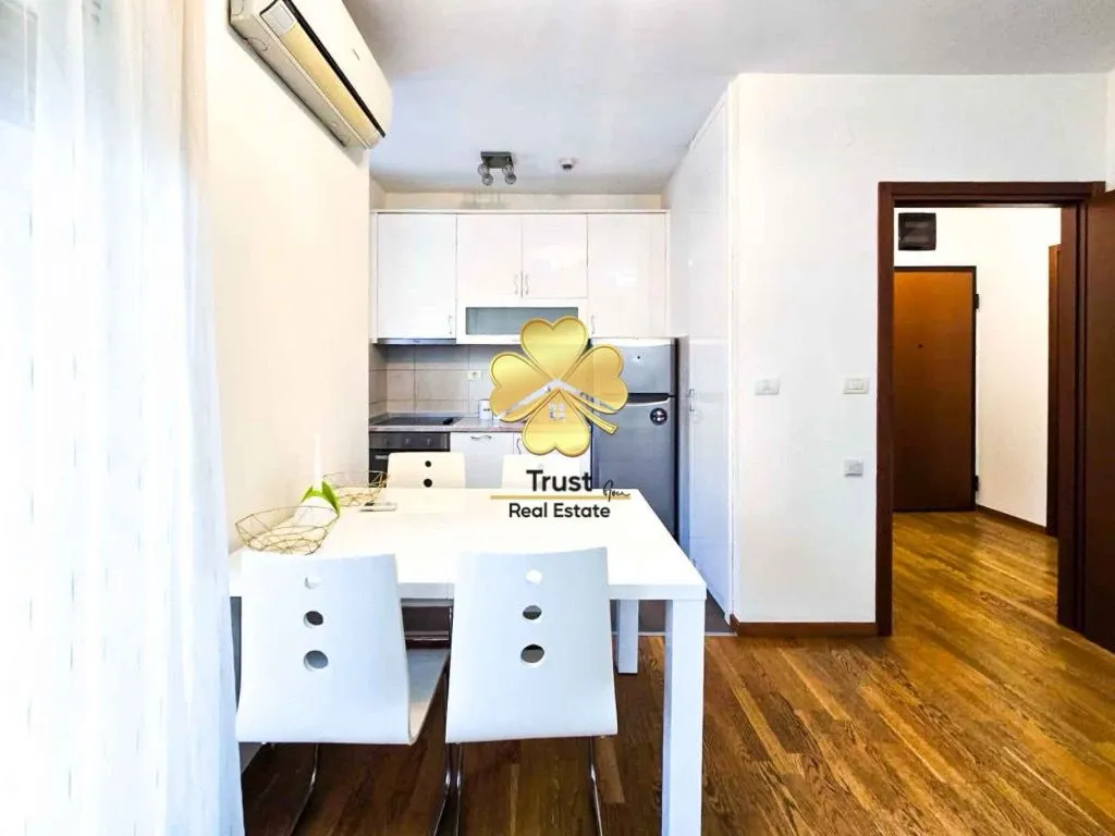 Rent, two bedroom apartment, 70m², City Kvart, Podgorica