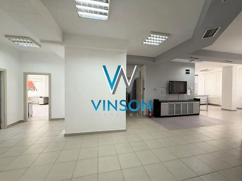 Rent, office space, 282m², Bulevar Oslobodjenja, Novi Sad Sve Podlokacije