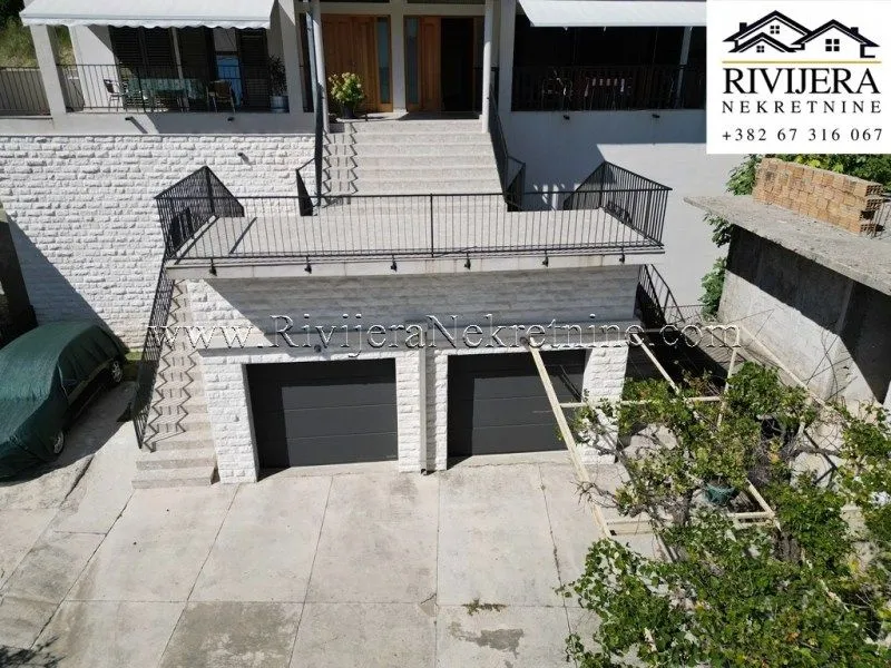 Prodaja, kuća, 237m², Sutorina, Herceg Novi