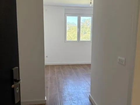 Prodaja, jednosoban stan, 43m², Radanovići, Kotor - image 9