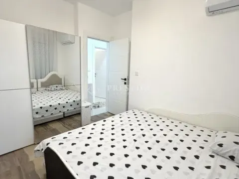 Izdavanje, dvosoban stan, 76m², Krivi Most, Podgorica - image 10