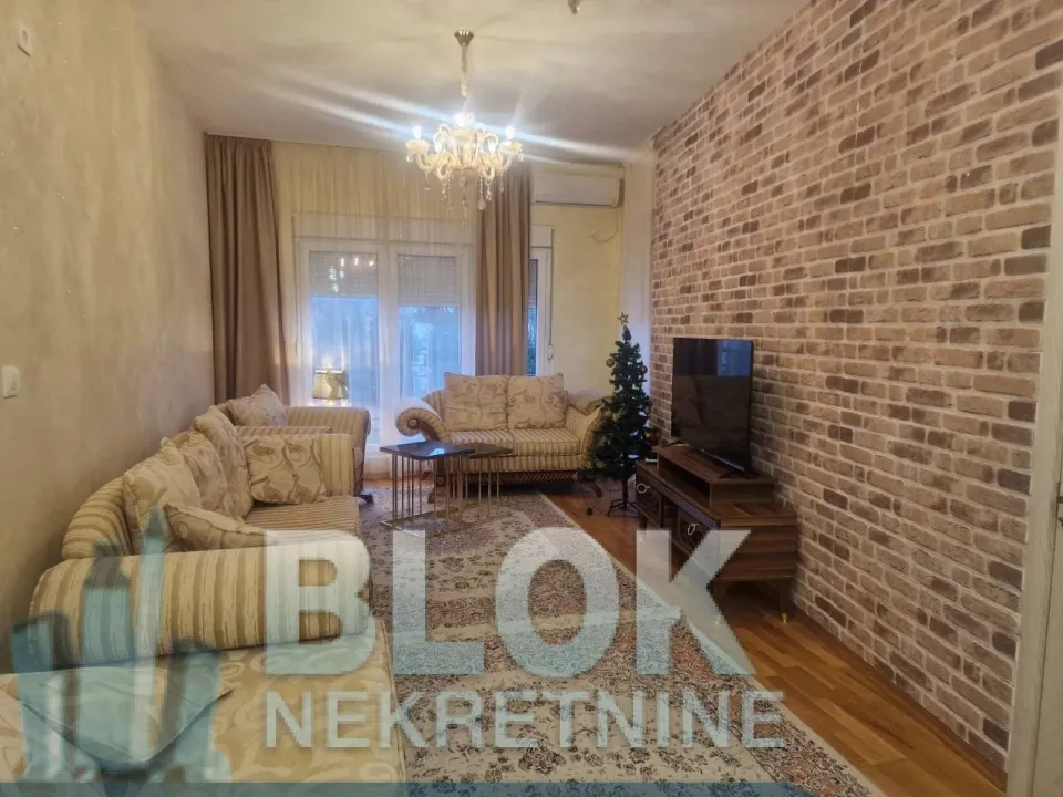 Izdavanje, dvosoban stan, 65m², Ljubović, Podgorica