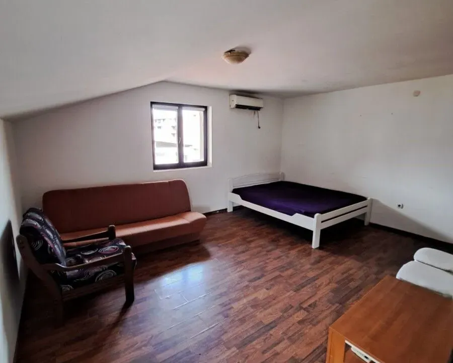 Izdavanje, stan, 36m², Blok 9, Podgorica