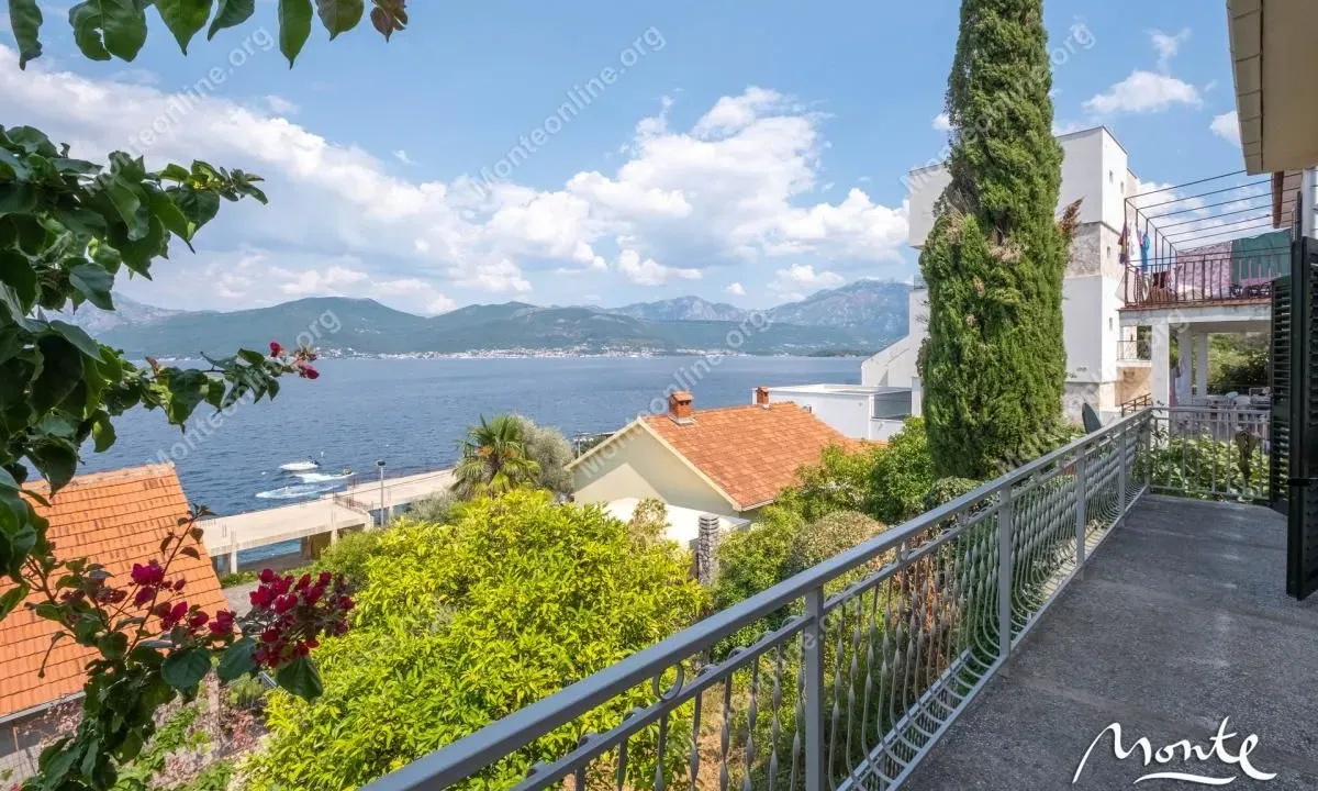 Prodaja, kuća, 147m², Krašići, Tivat