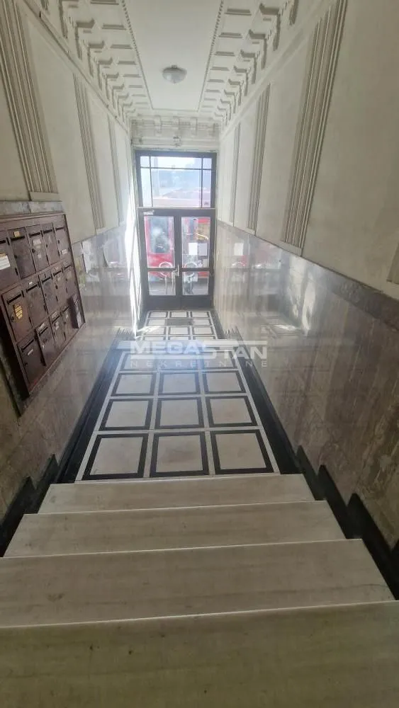 Sale, one bedroom apartment, 33m², Vračar Centar, Vračar Sve Podlokacije