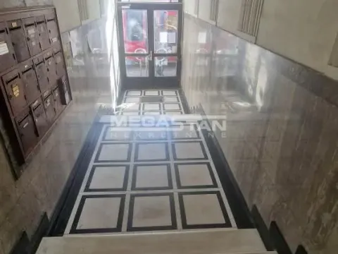 Prodaja, jednosoban stan, 33m², Vračar Centar, Vračar Sve Podlokacije - image 8