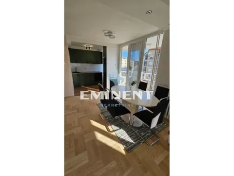 Izdavanje, trosoban stan, 69m², Novi Beograd Sve Podlokacije, Beograd - image 2