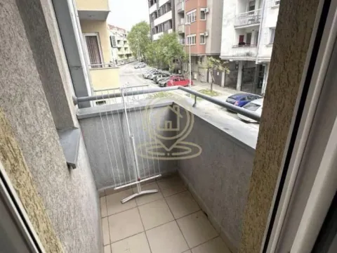 Izdavanje, dvosoban stan, 46m², Sajmište, Novi Sad - image 10