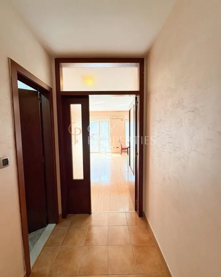 Izdavanje, dvosoban stan, 67m², Zagorič, Podgorica