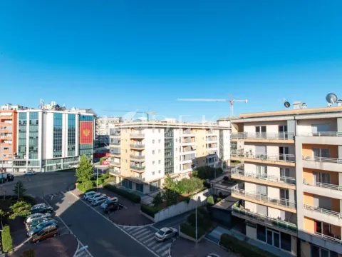 Rent, studio apartment, 30m², City Kvart, Podgorica - image 12