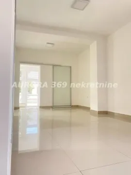 Prodaja, kuća, 136m², Ruma, Srbija - image 14