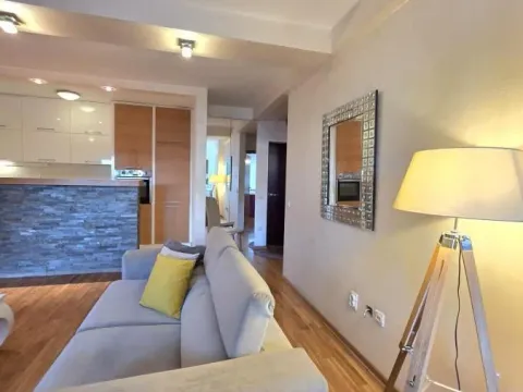 Sale, three bedroom apartment, 82m², Filmski Grad, Beograd - image 7