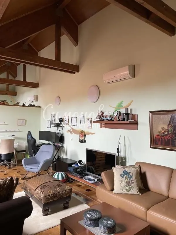 Prodaja, kuća, 700m², Sremska Mitrovica, Srbija