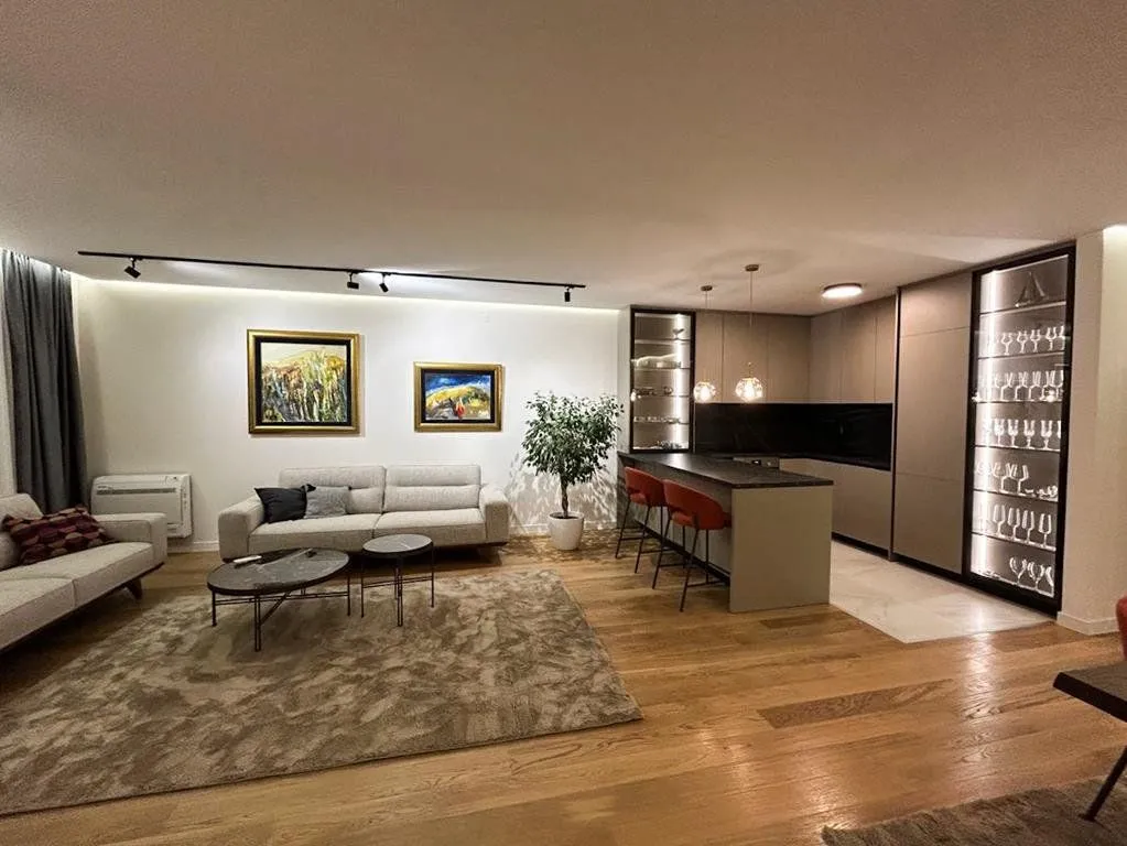 Rent, two bedroom apartment, 108m², Central Point, Podgorica