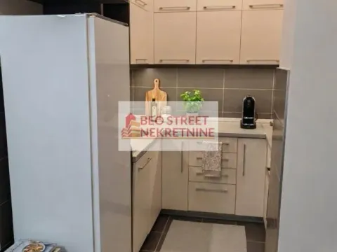 Rent, one bedroom apartment, 35m², Voždovac Sve Podlokacije, Beograd - image 5